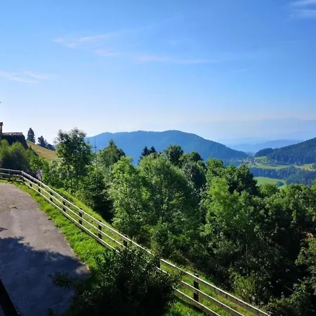 Simonhoehe With Swimmingpool Daire